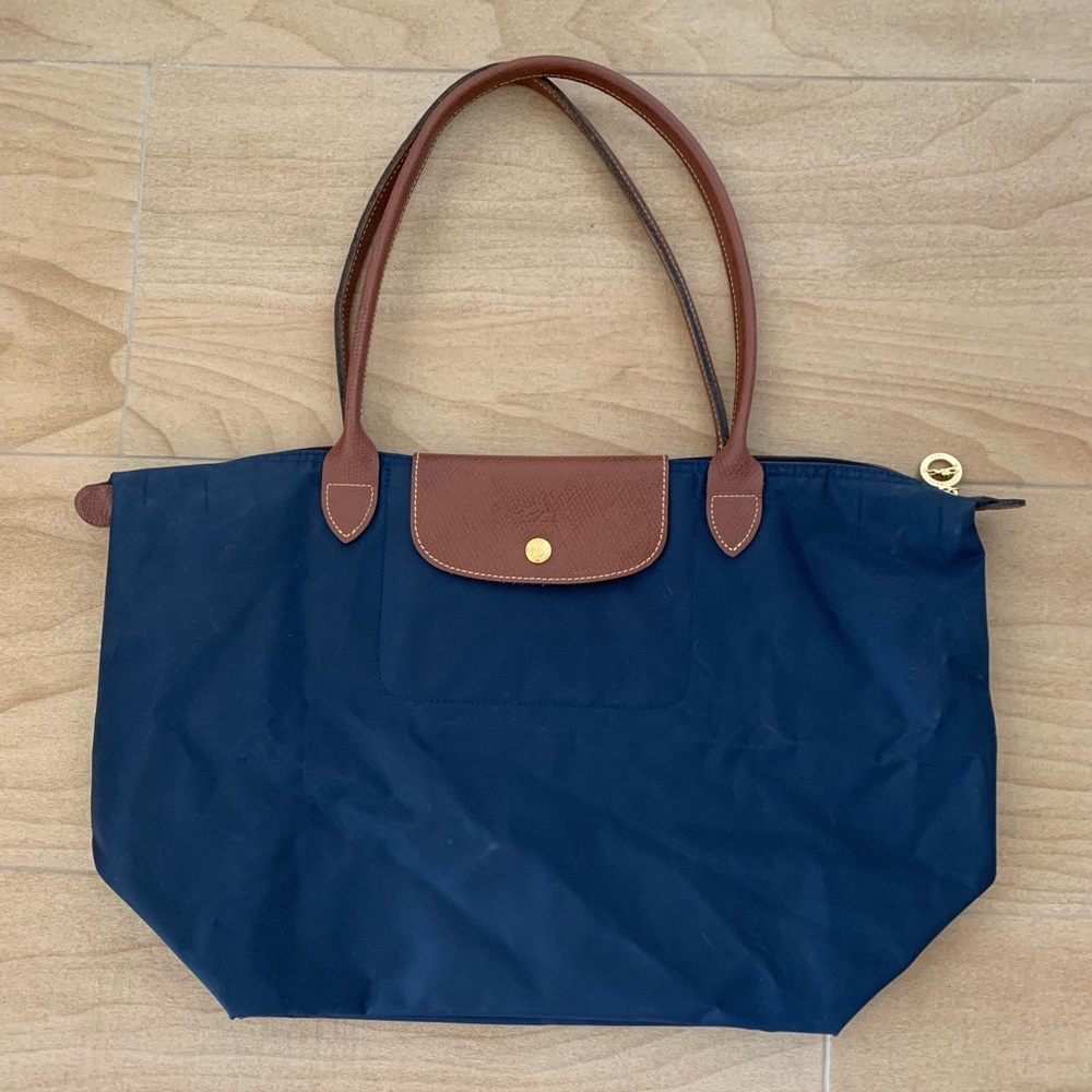 Le Pliage Original large Navy Longchamp shoulder bag. Great condition